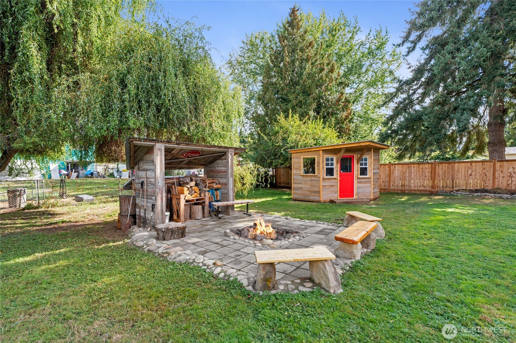 property viewer photo 30