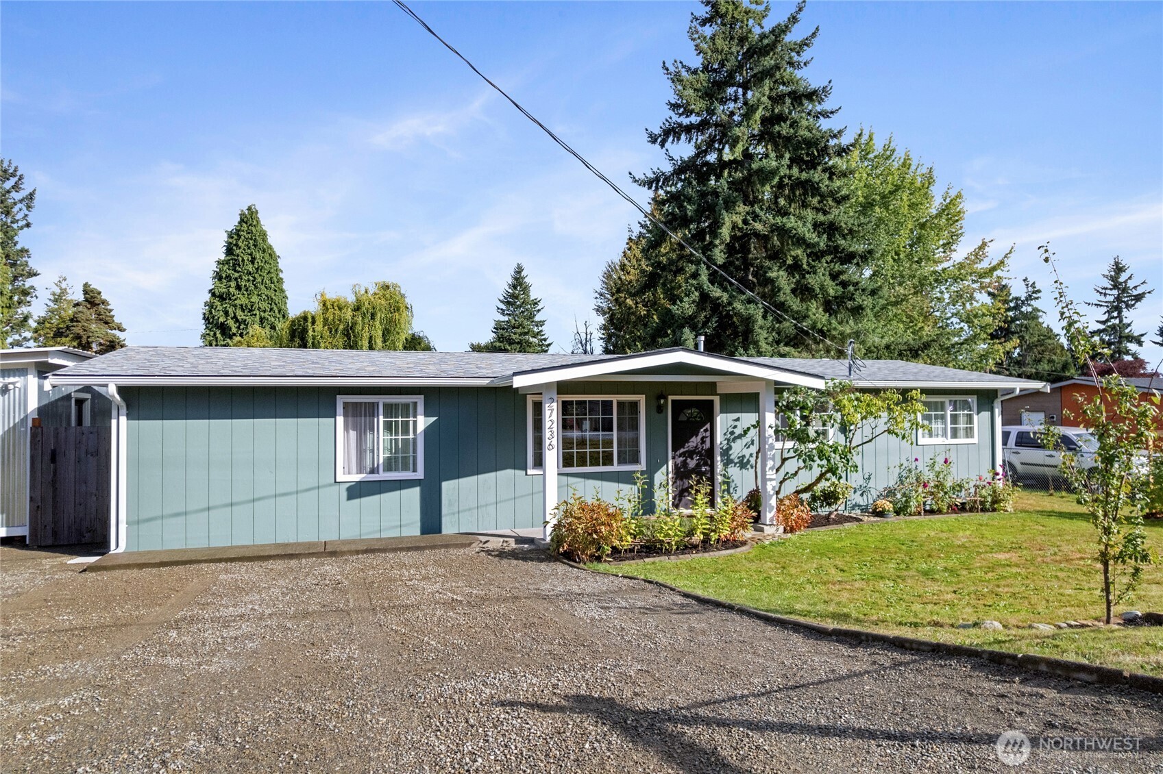 property viewer photo 36