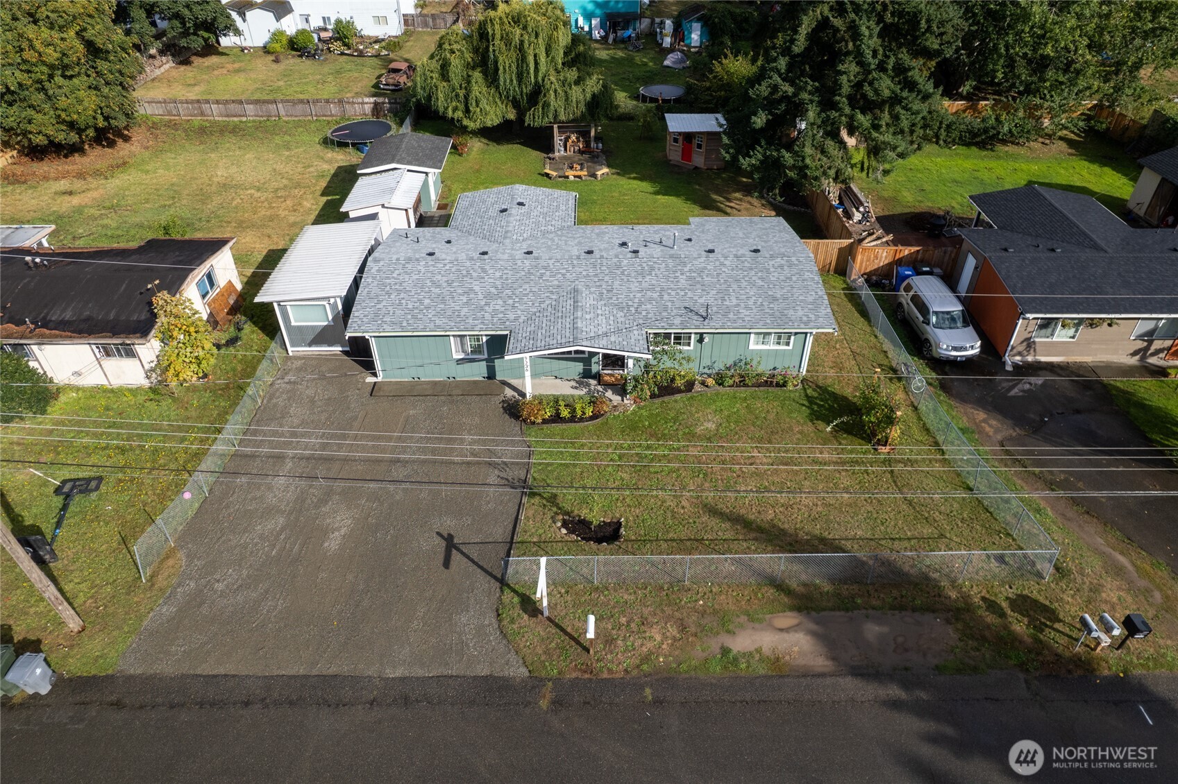 property viewer photo 38