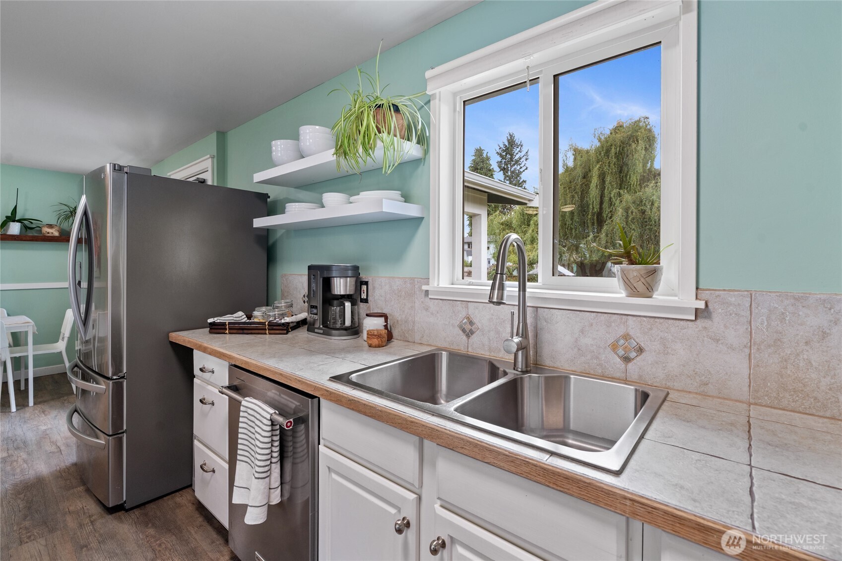 property viewer photo 9
