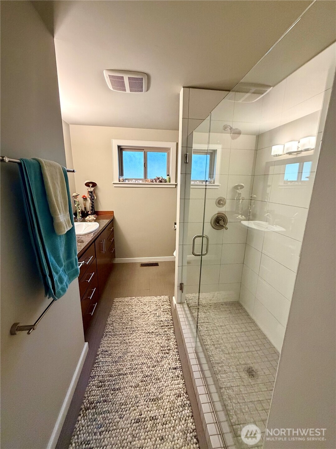 property viewer photo 21