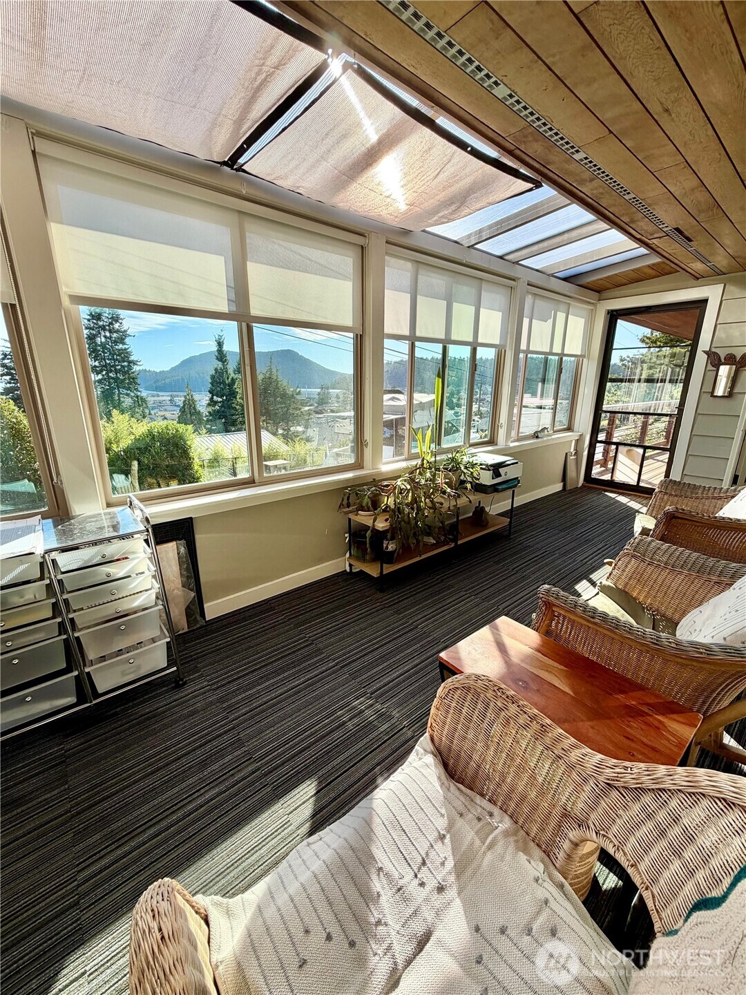 property viewer photo 4