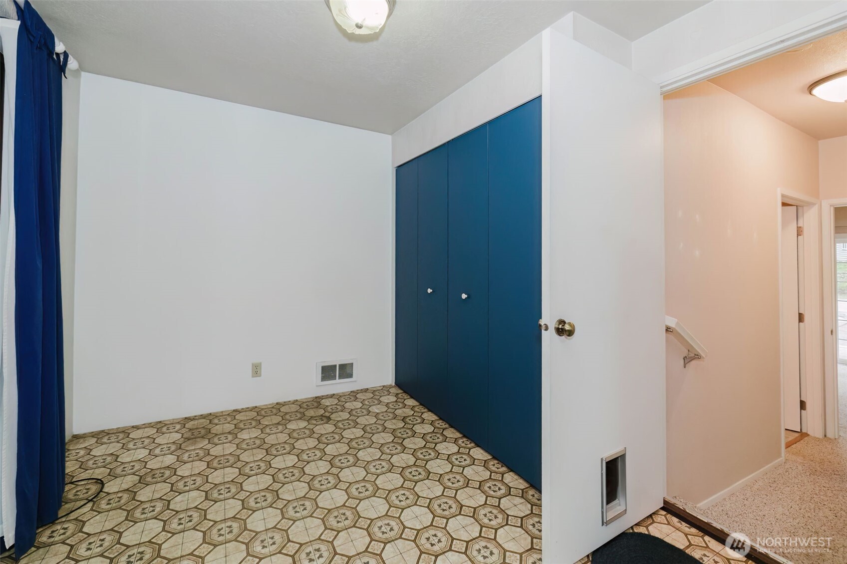 property viewer photo 11