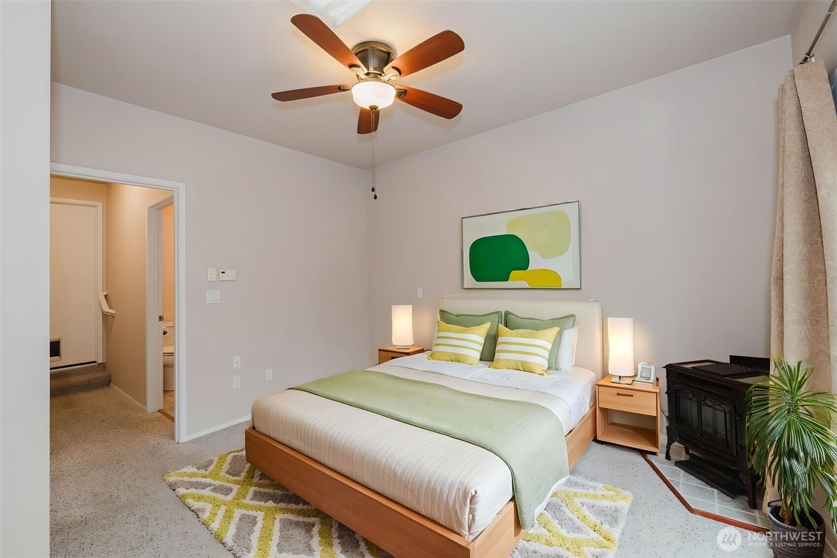 property viewer photo 16