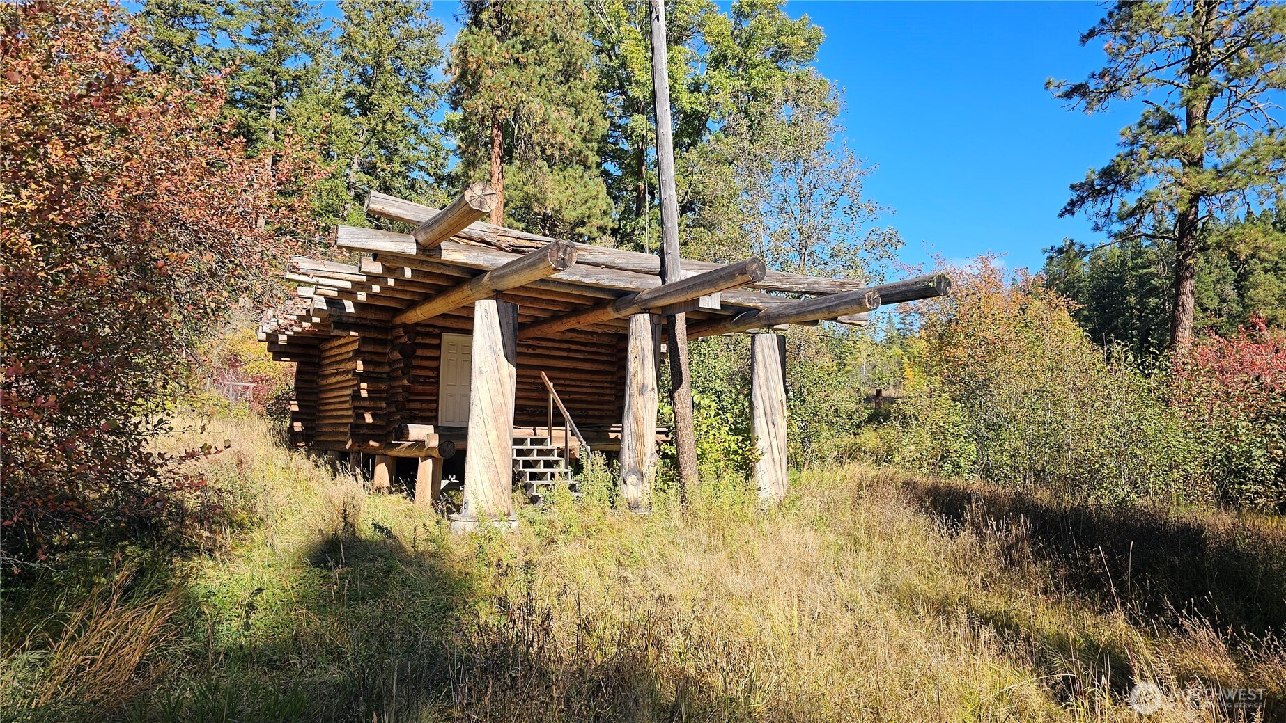 main property photo 15