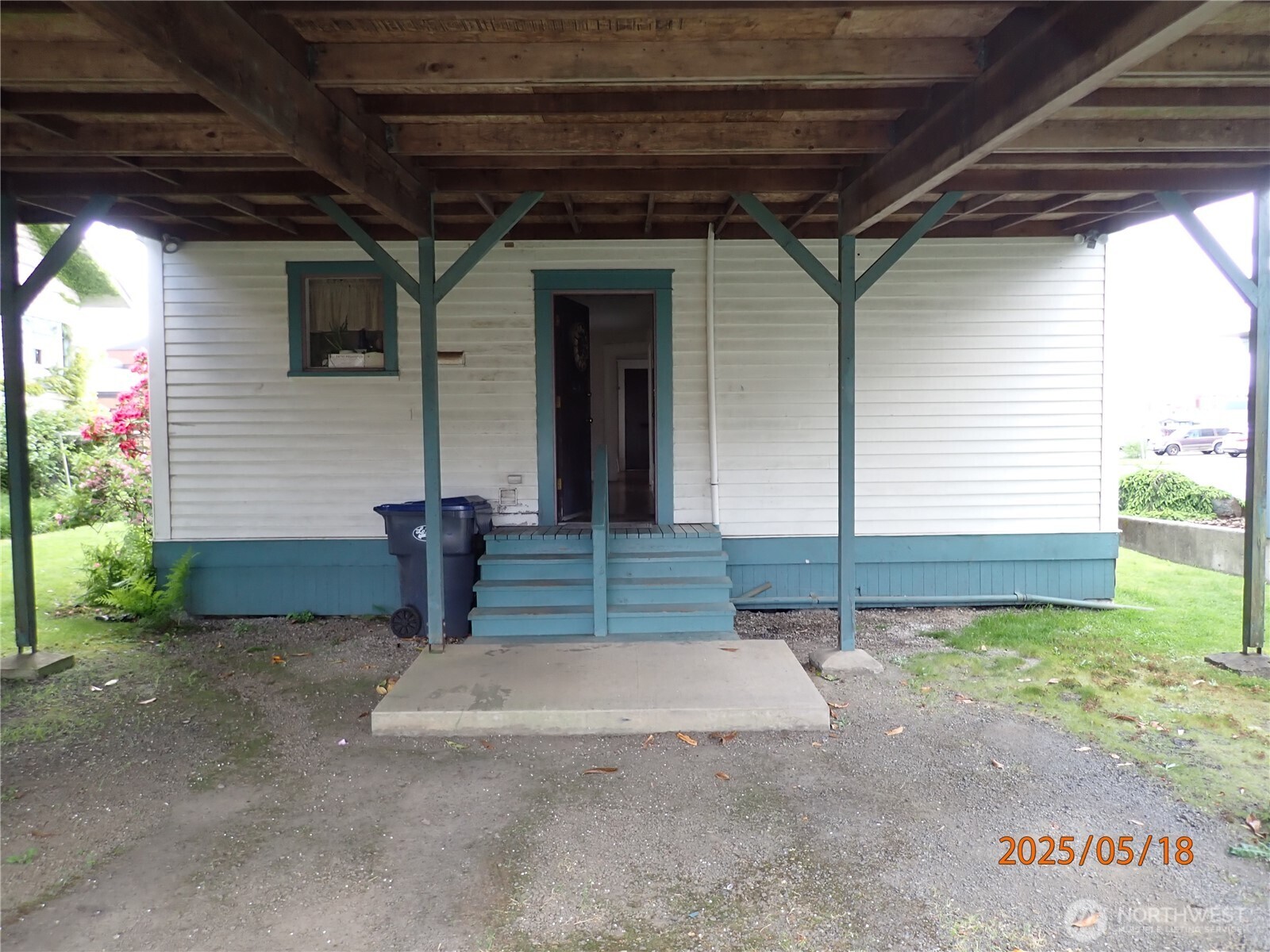 main property photo 22