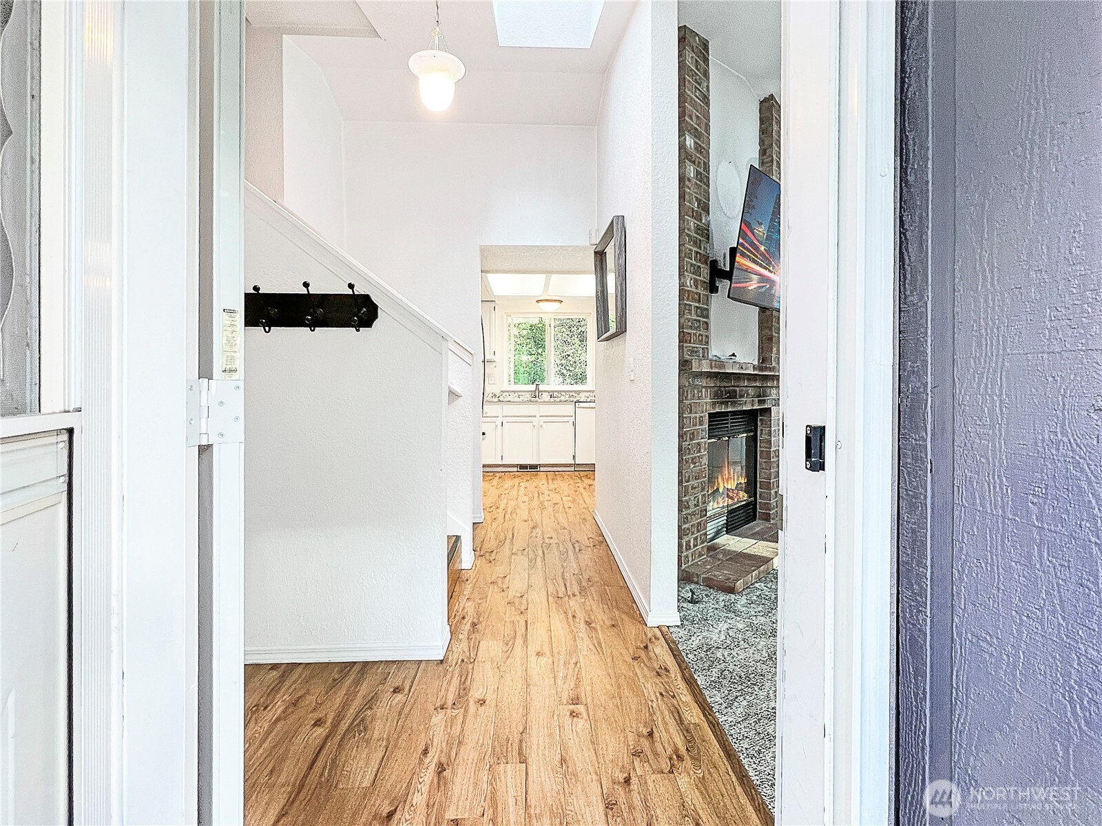 property viewer photo 5