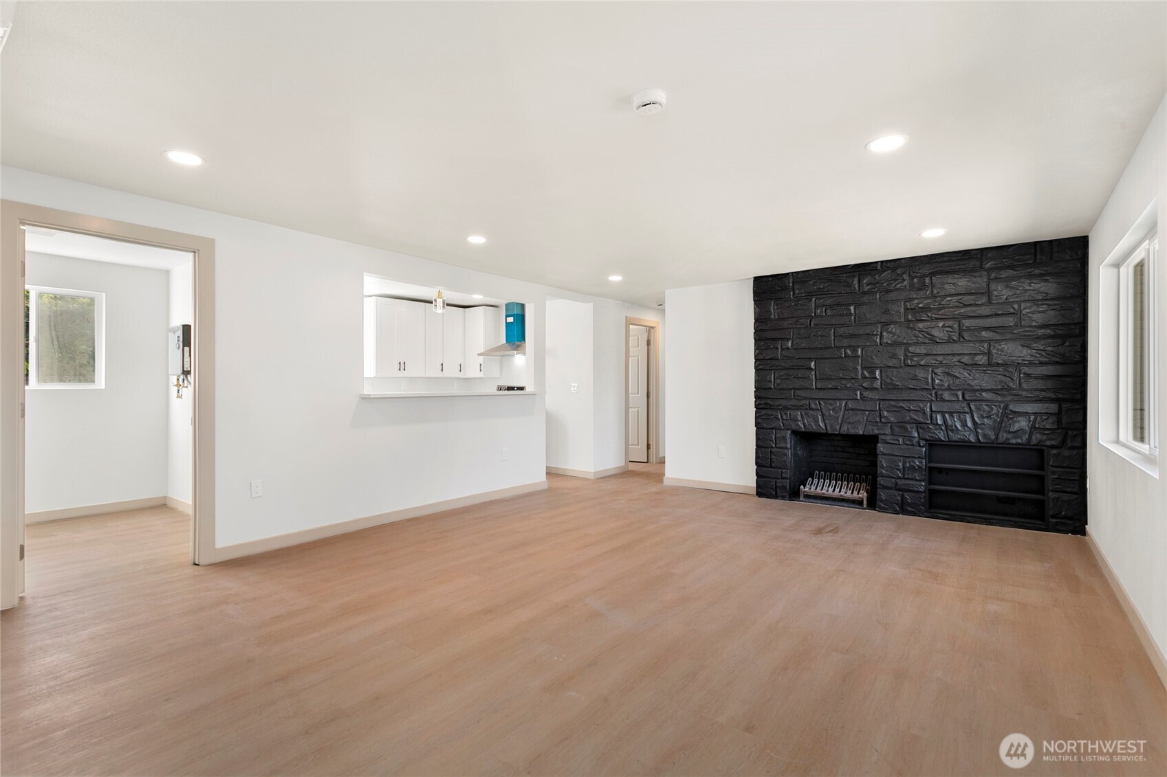 property viewer photo 5