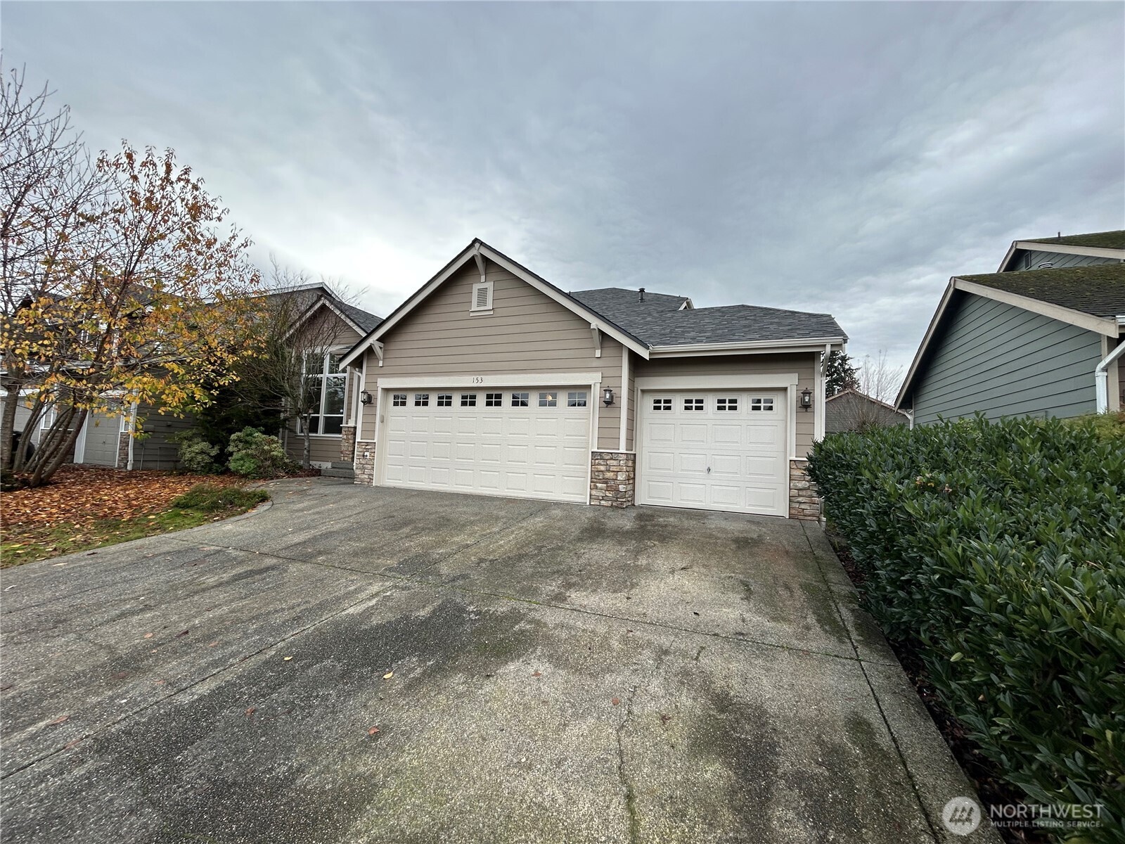 property viewer photo 1
