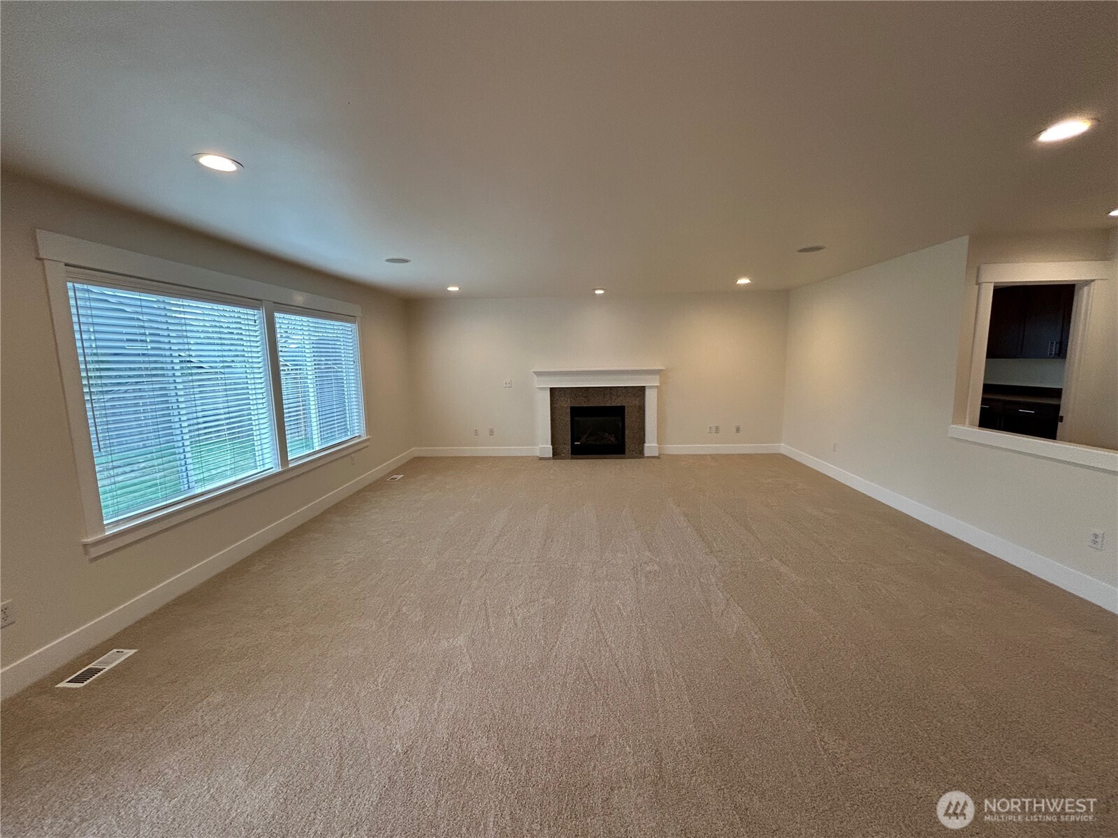 property viewer photo 11