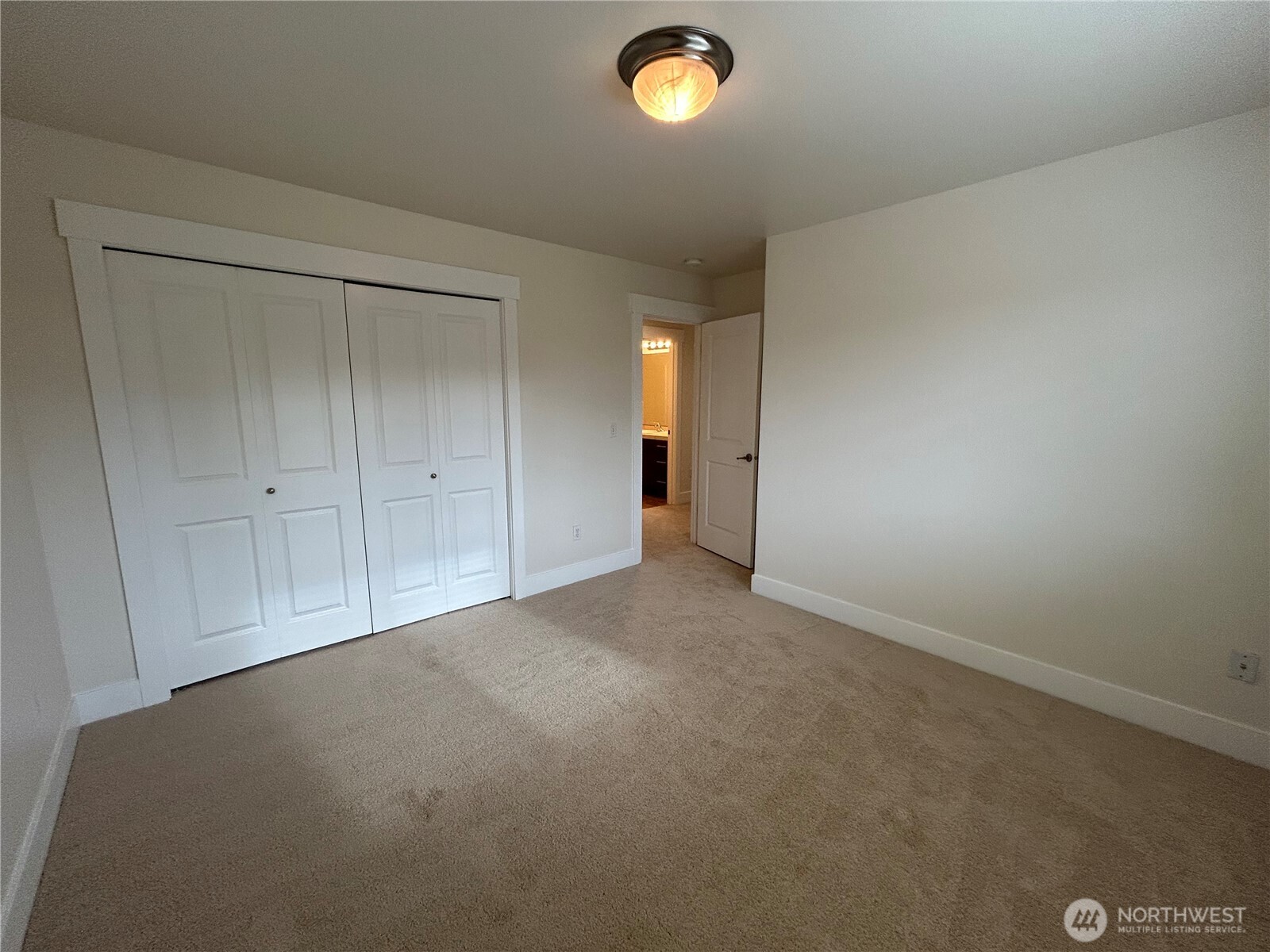 property viewer photo 27