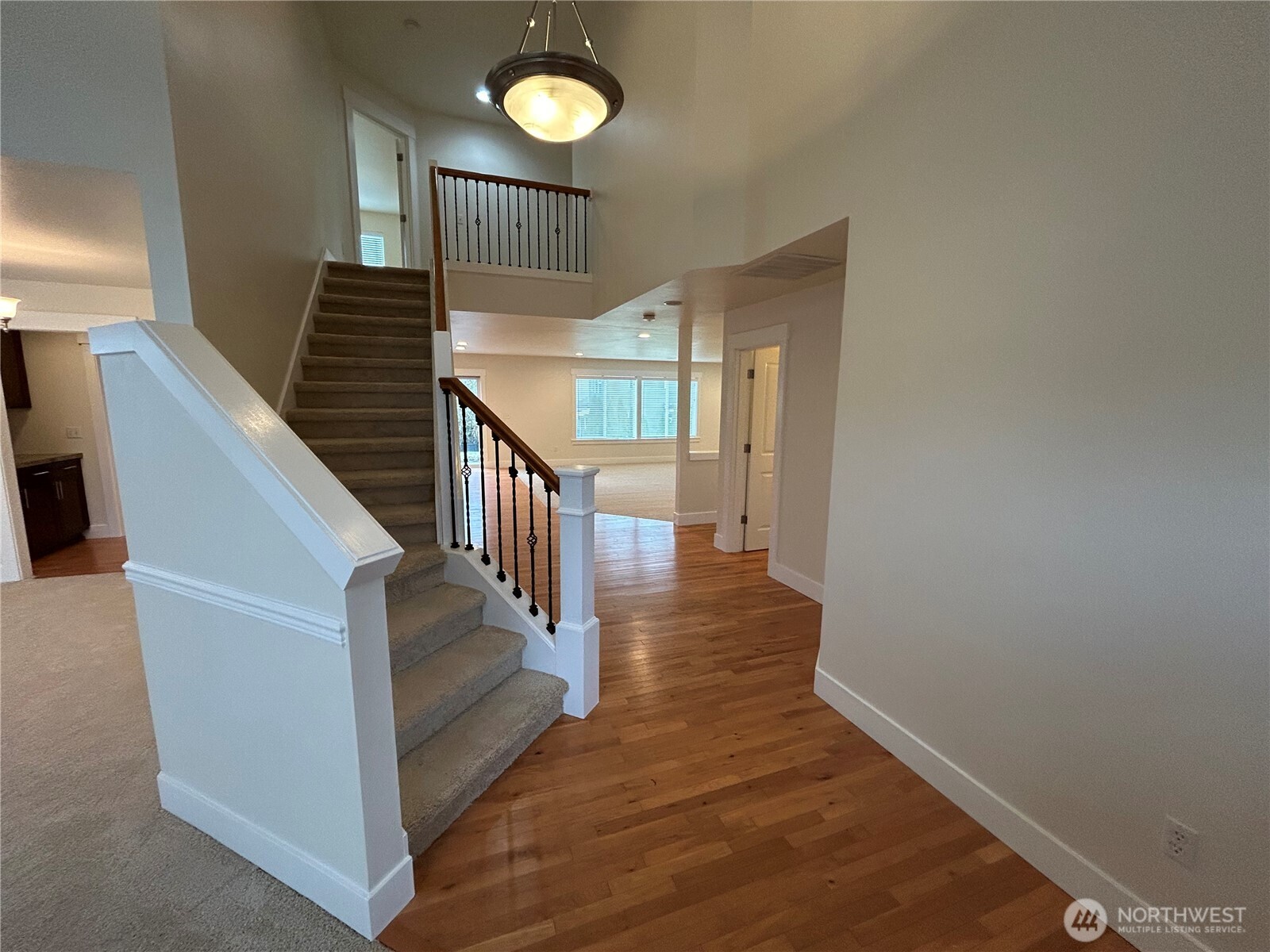 property viewer photo 5