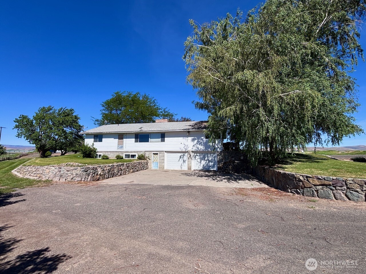 property viewer photo 31