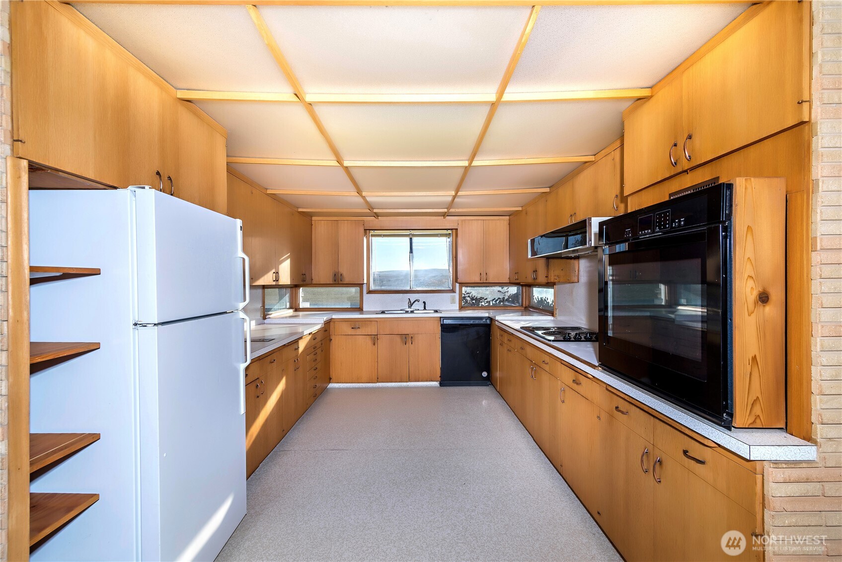 property viewer photo 7