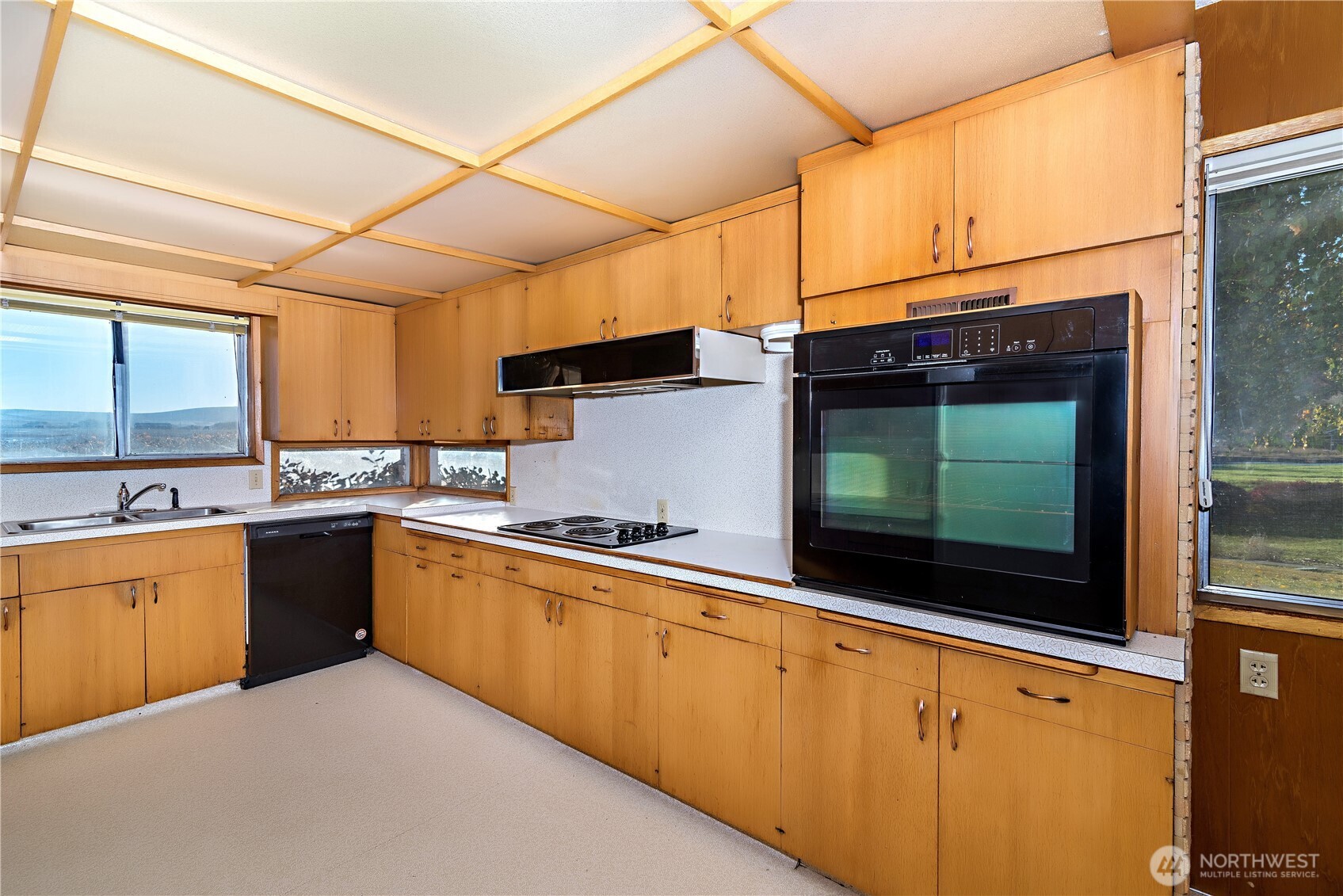 property viewer photo 8