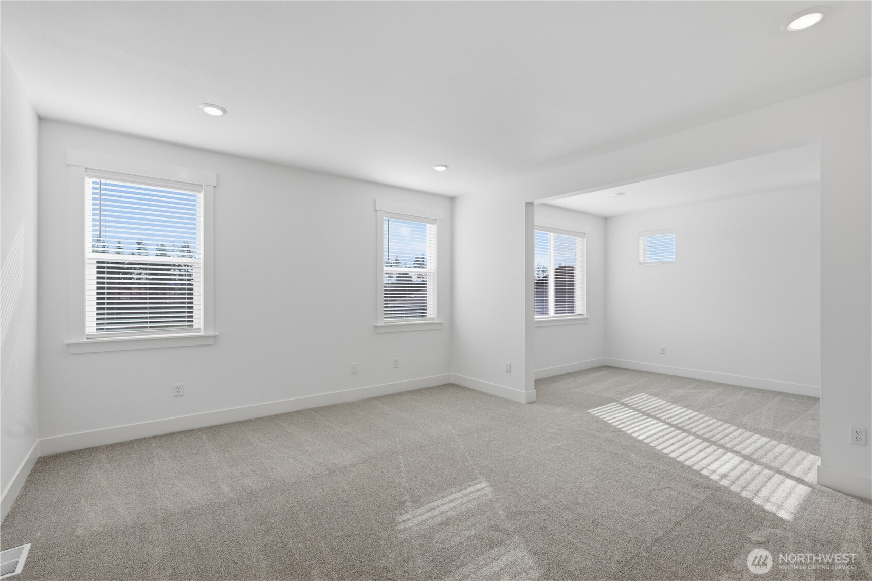property viewer photo 10
