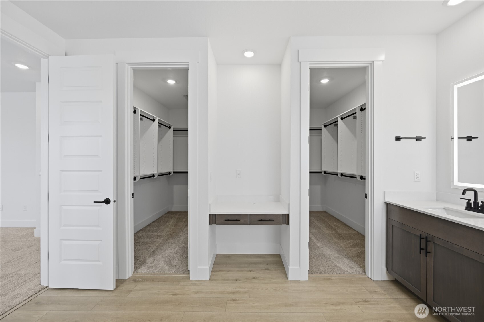 property viewer photo 13