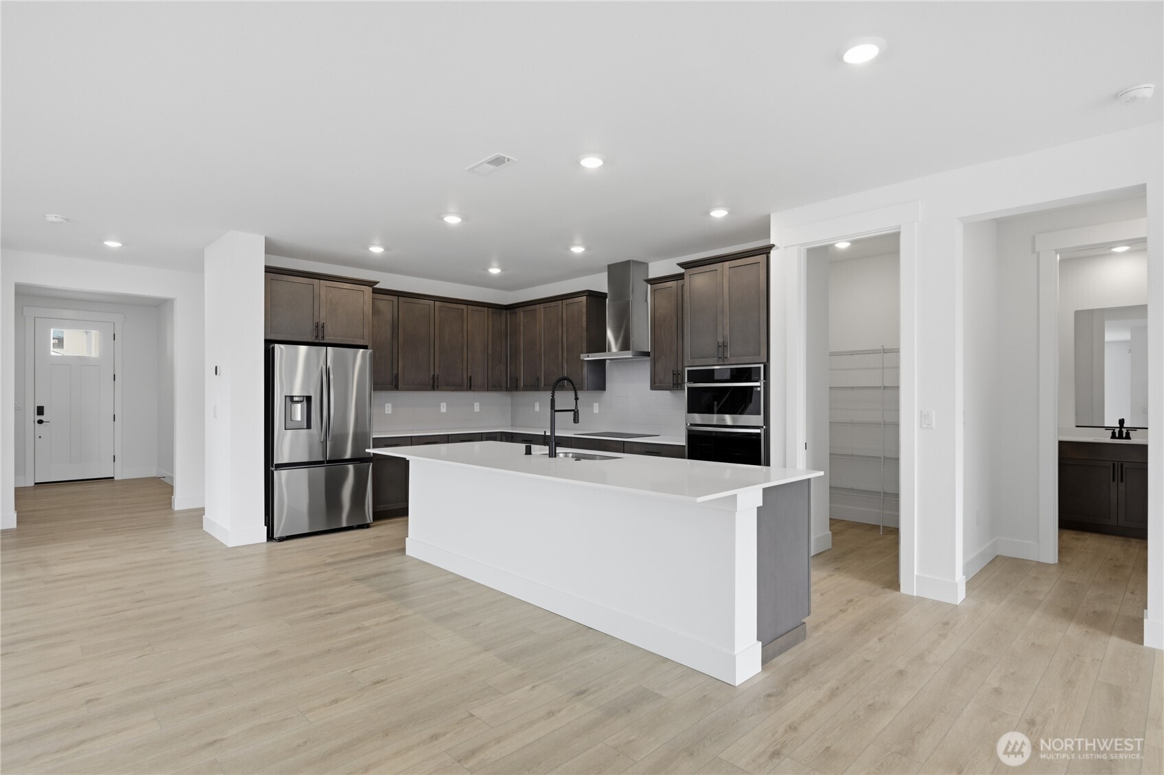 property viewer photo 2