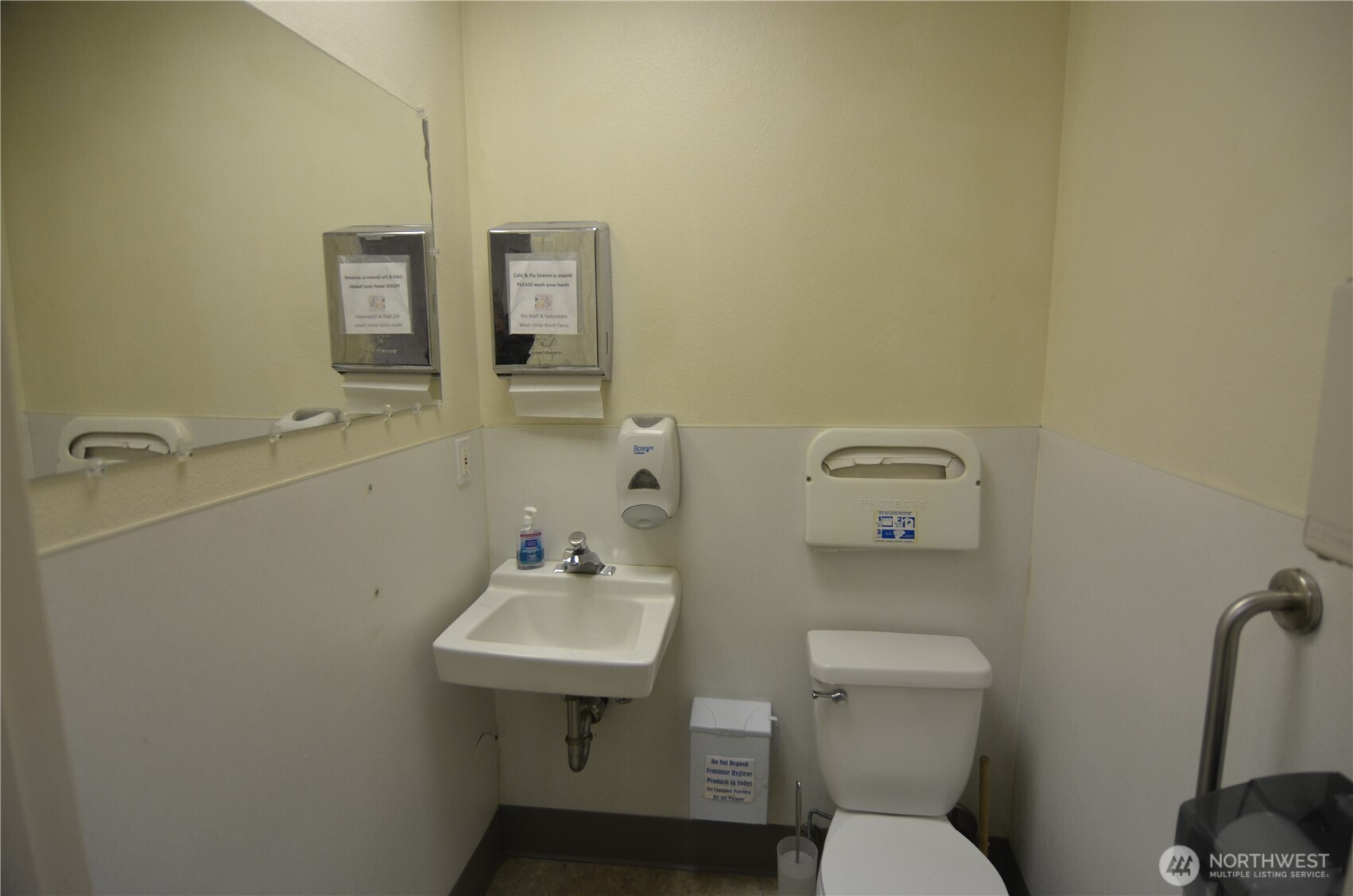 main property photo 19