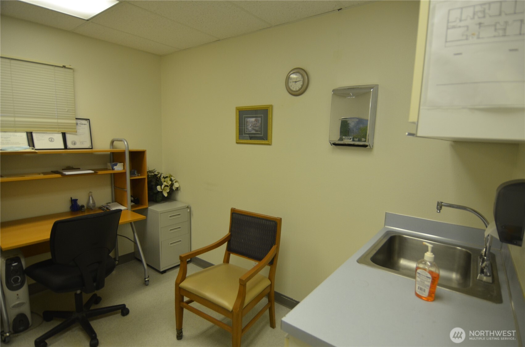 main property photo 24