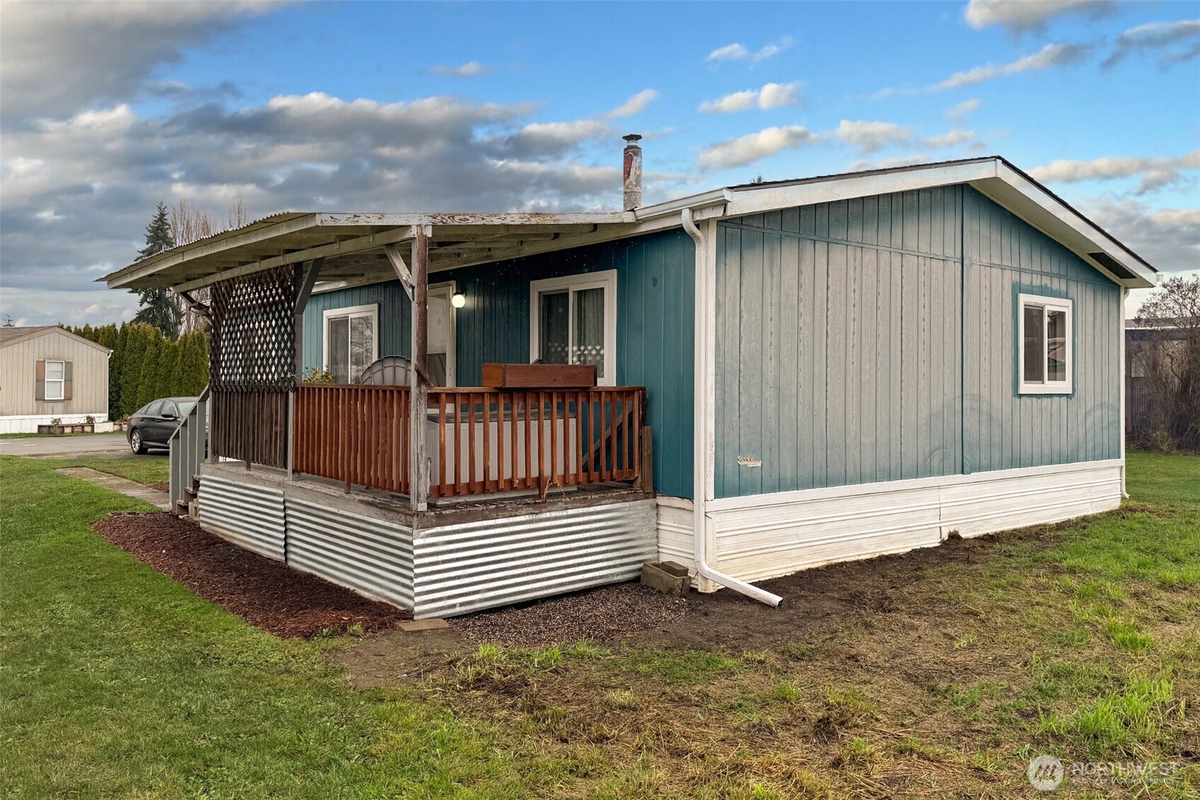 main property photo 30