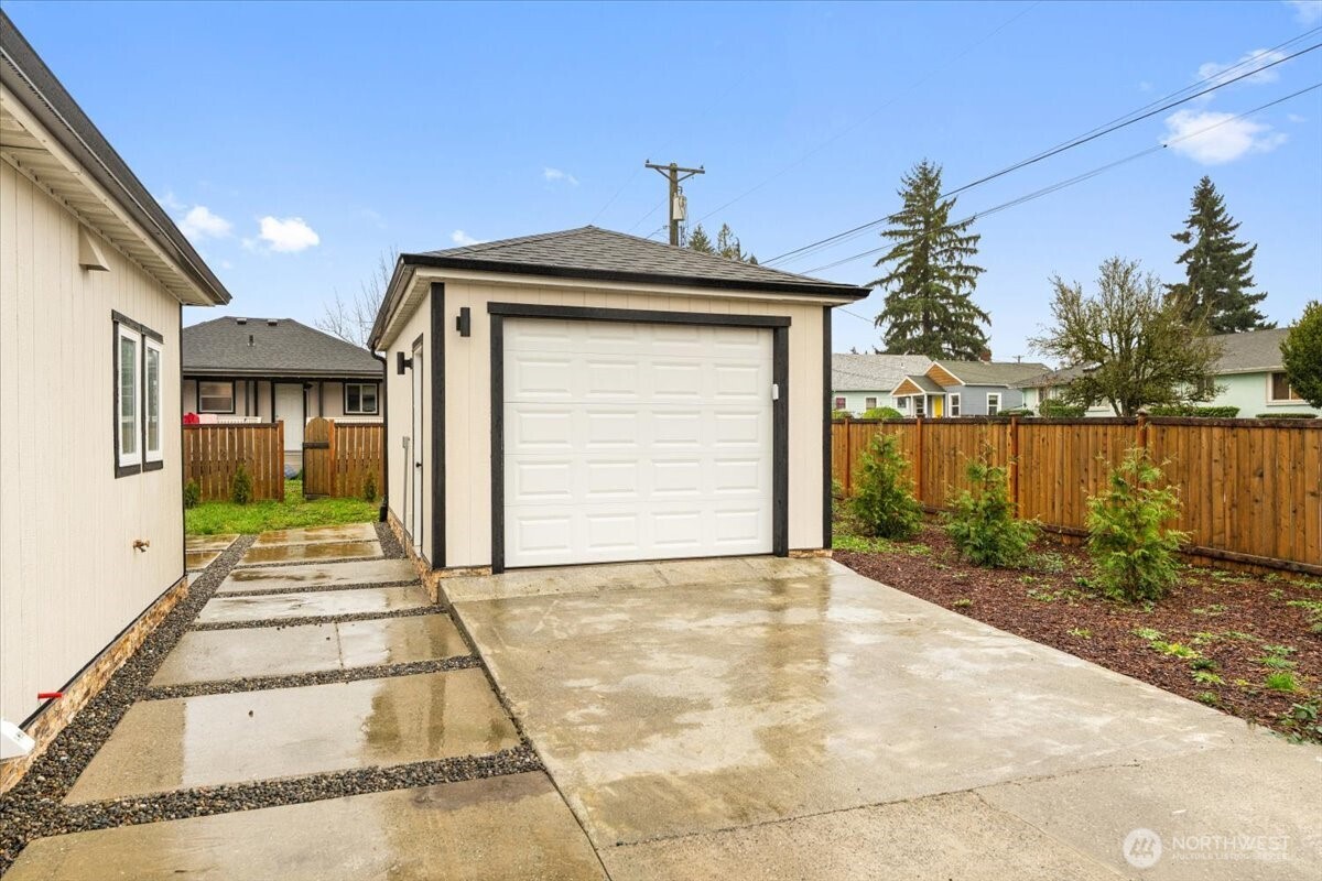 property viewer photo 11