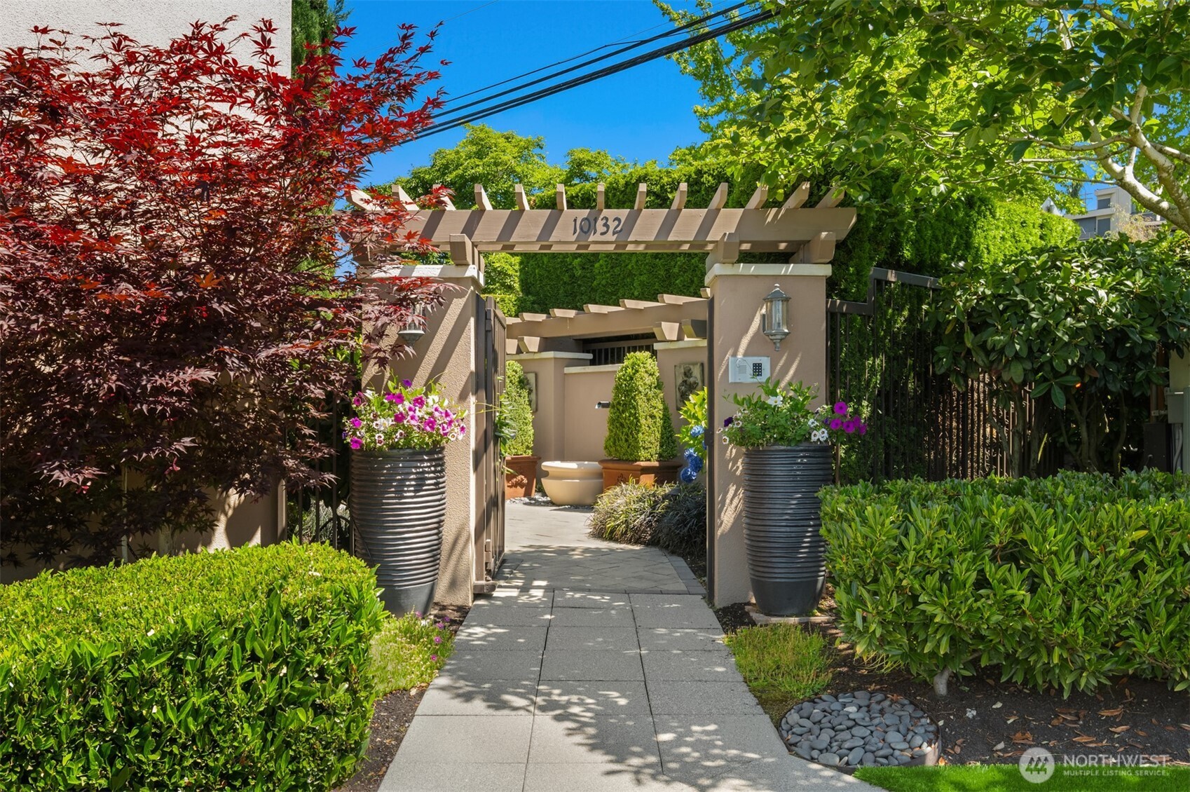 property viewer photo 29