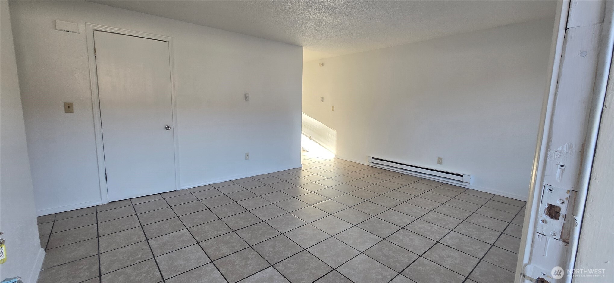 property viewer photo 4