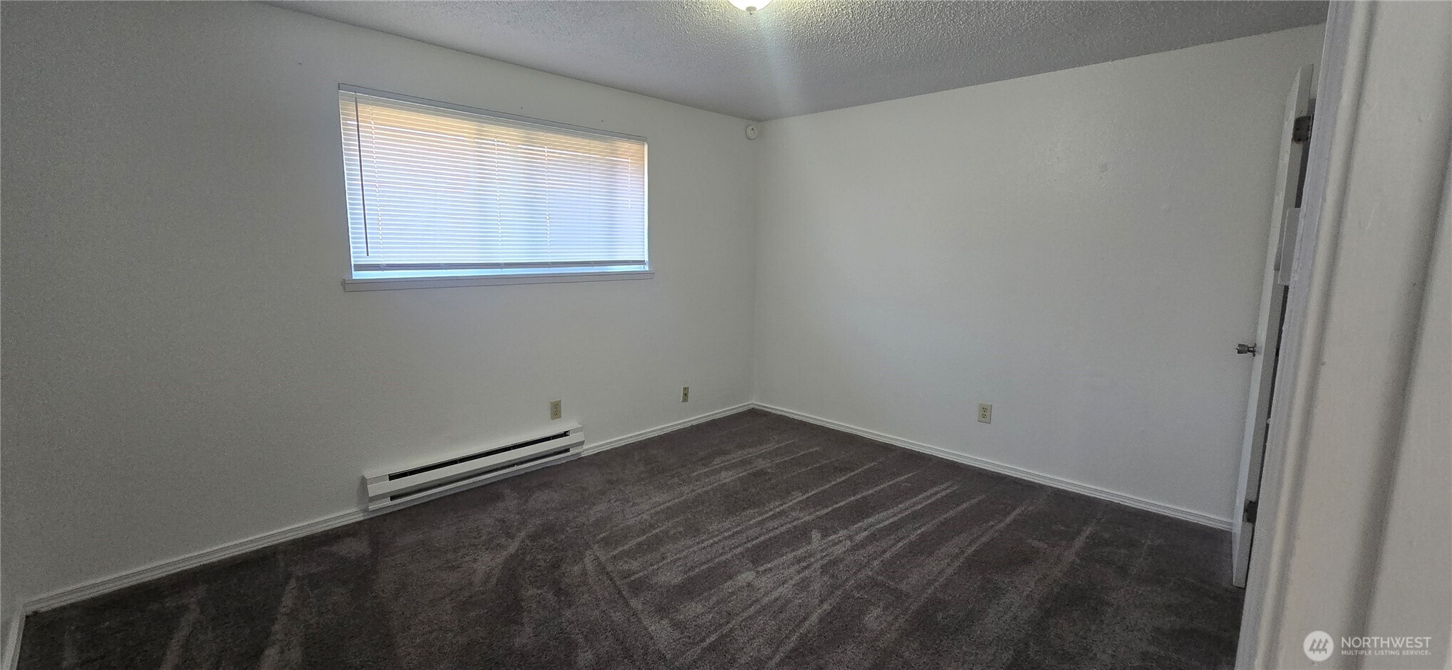 property viewer photo 6