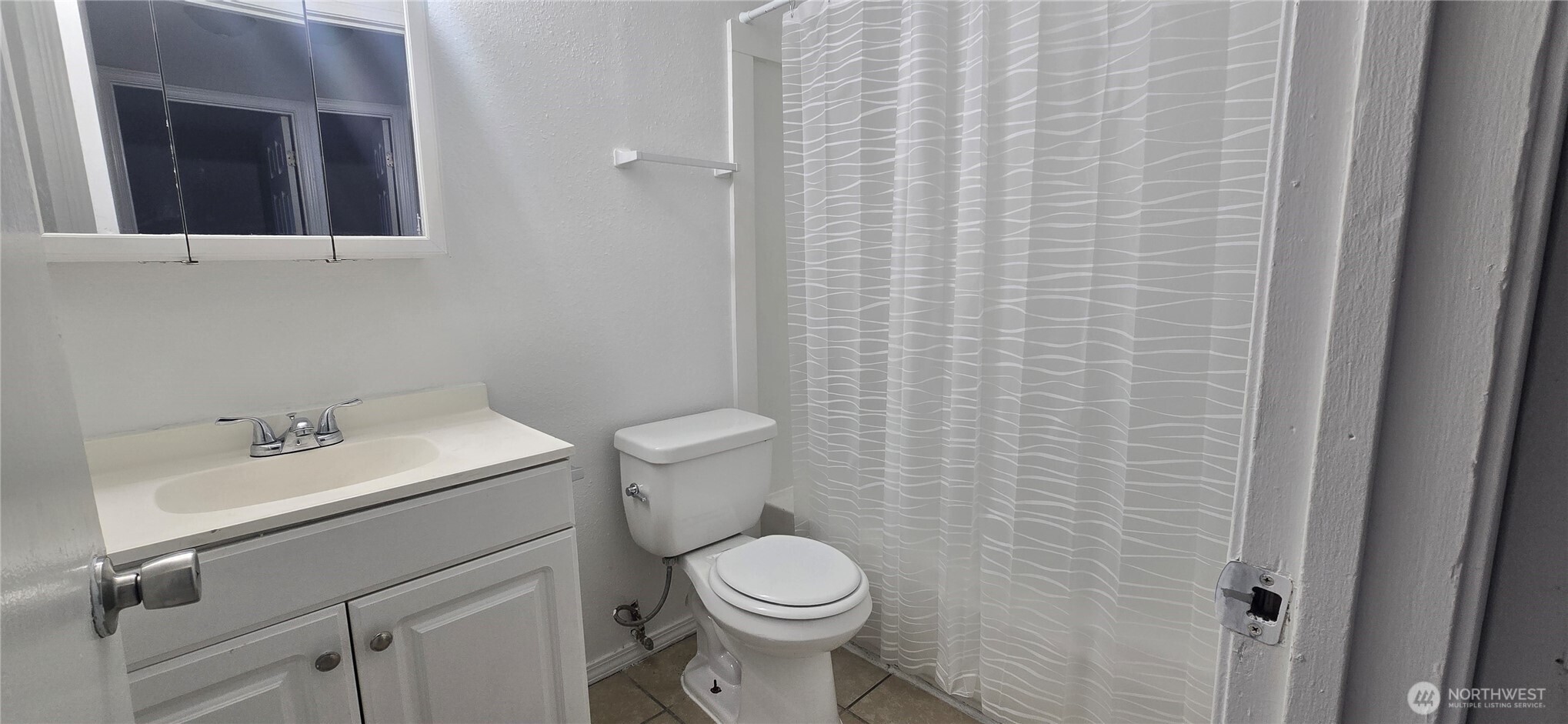 property viewer photo 7