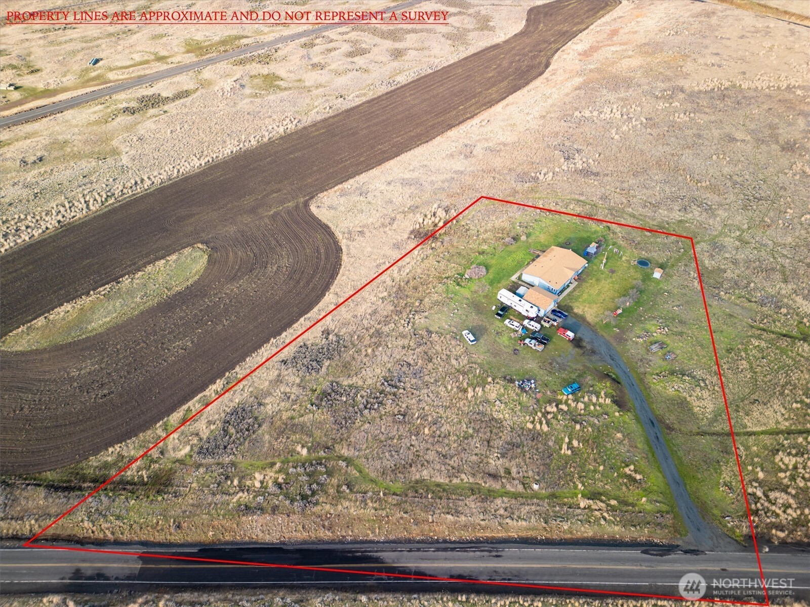 main property photo 35