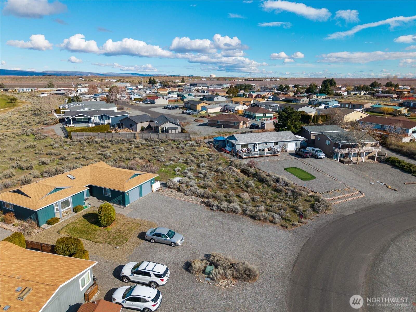 main property photo 5