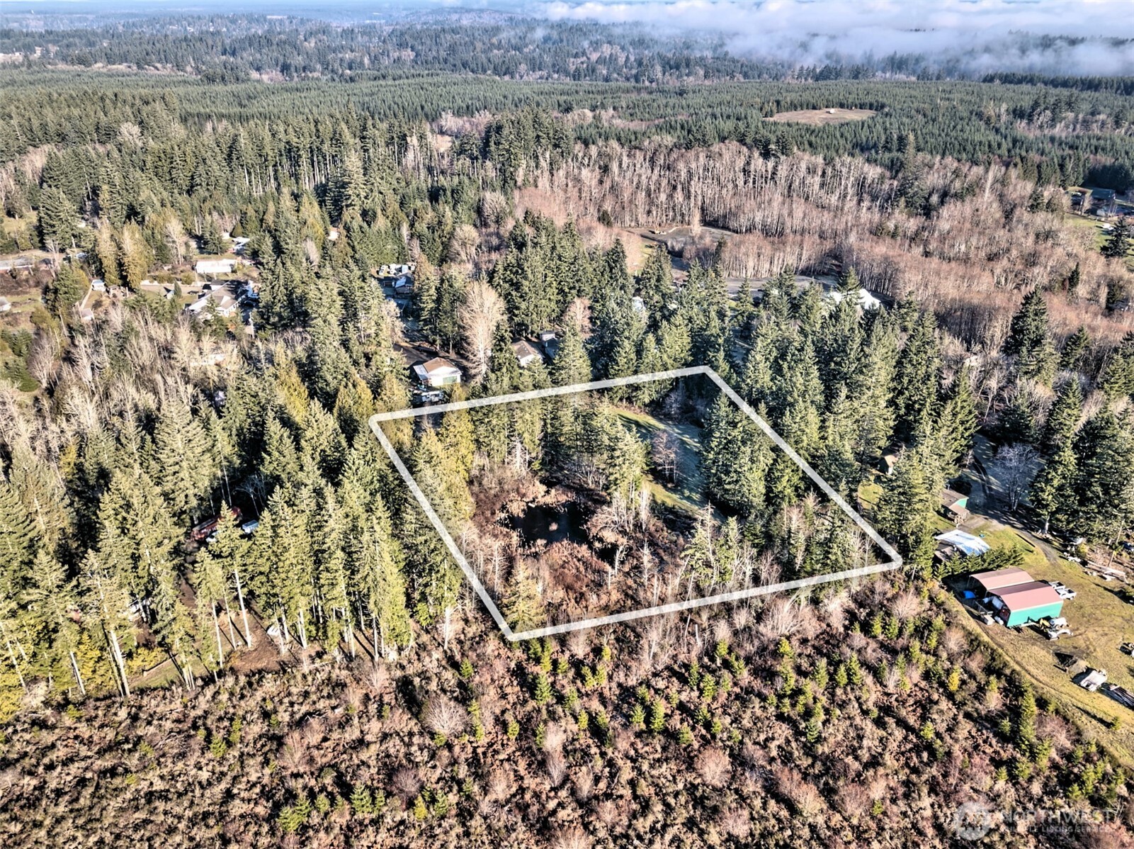 main property photo 25