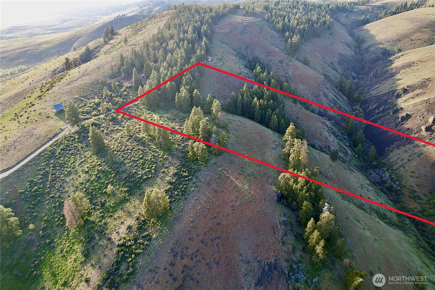 main property photo 3