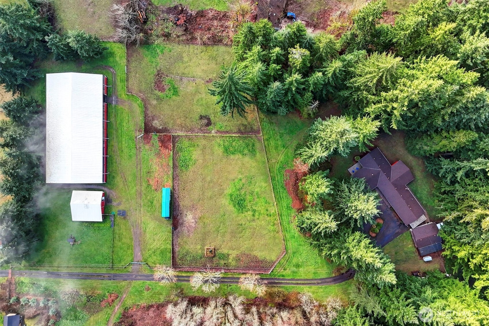main property photo 22