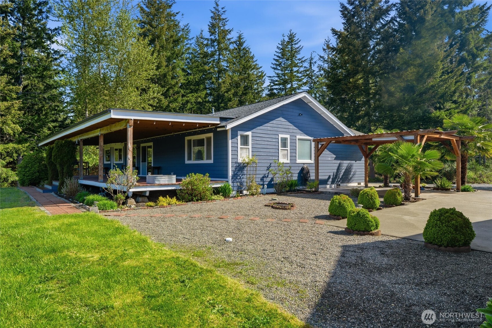main property photo 31