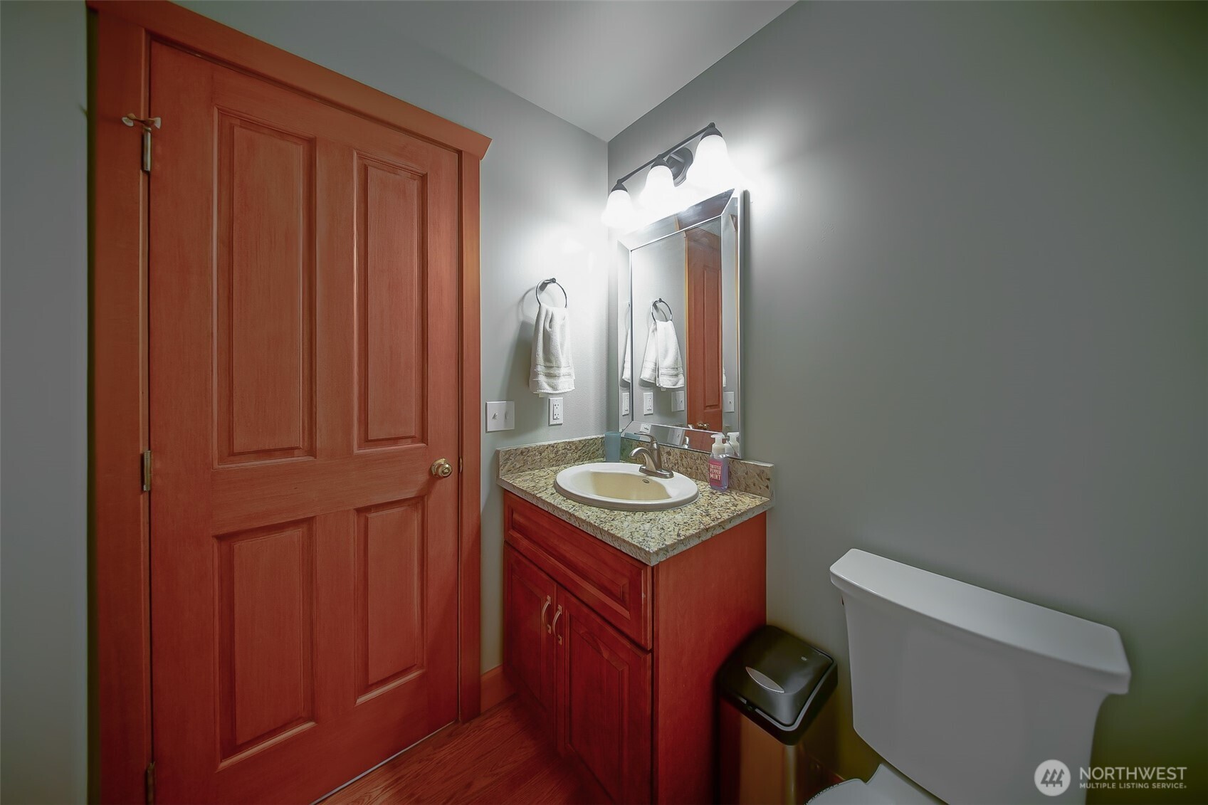 main property photo 21