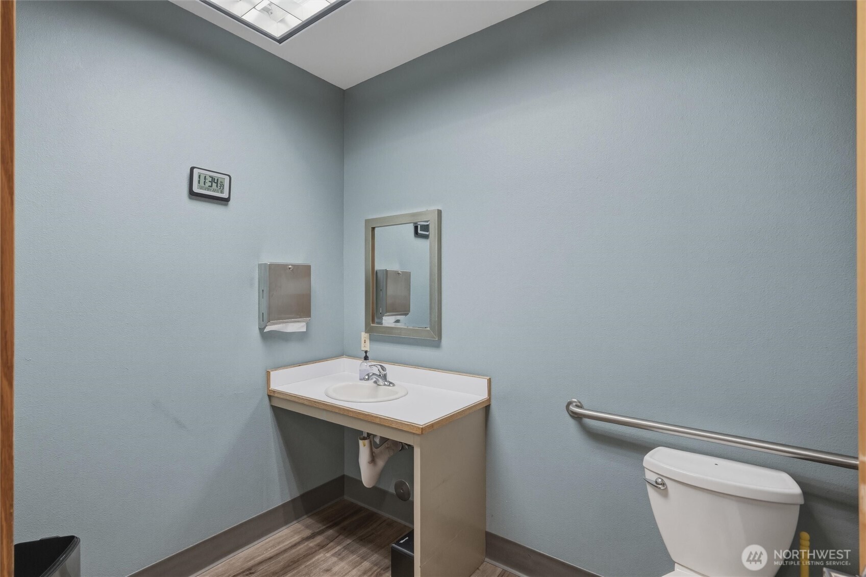 main property photo 21