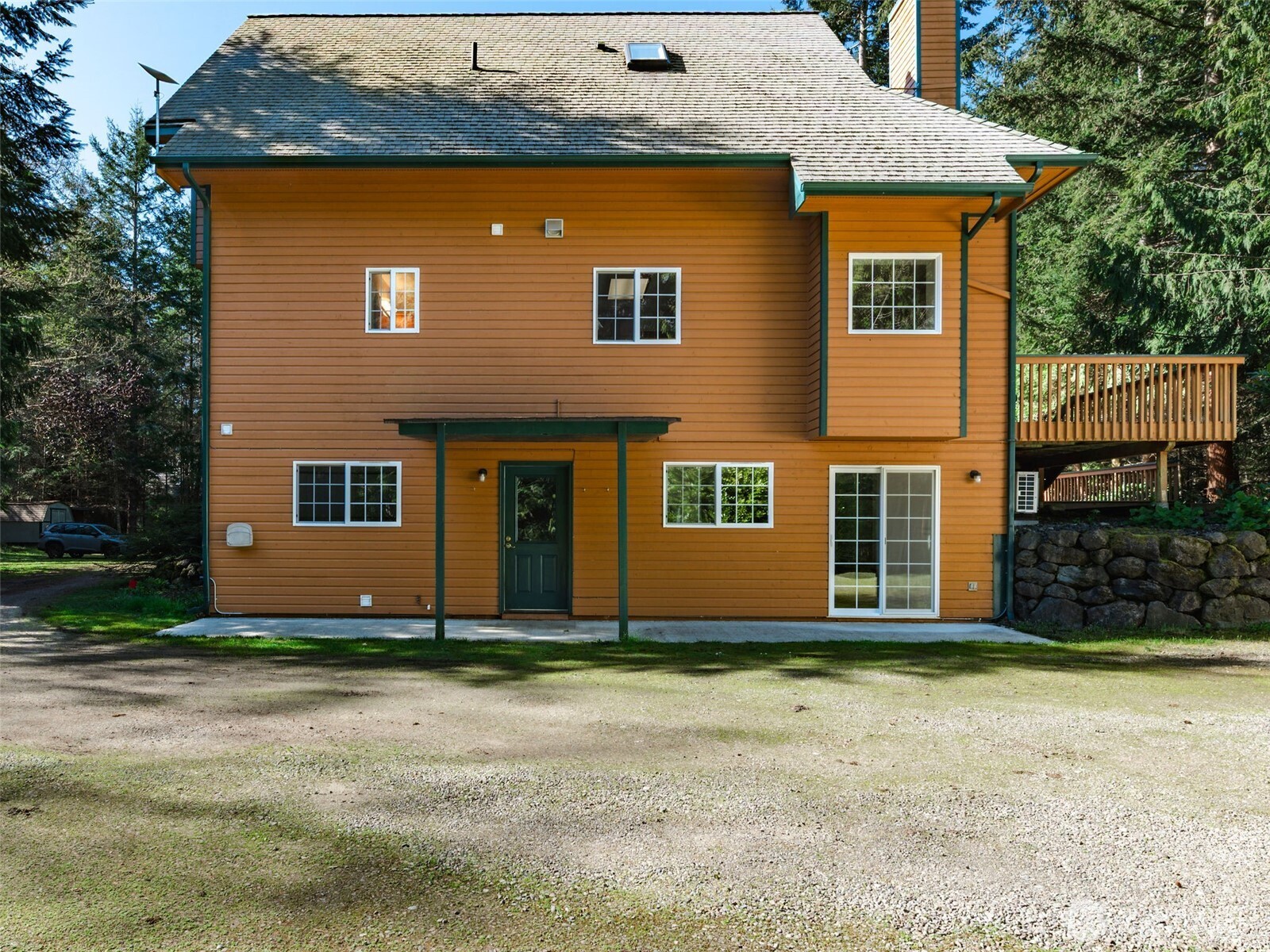 main property photo 33