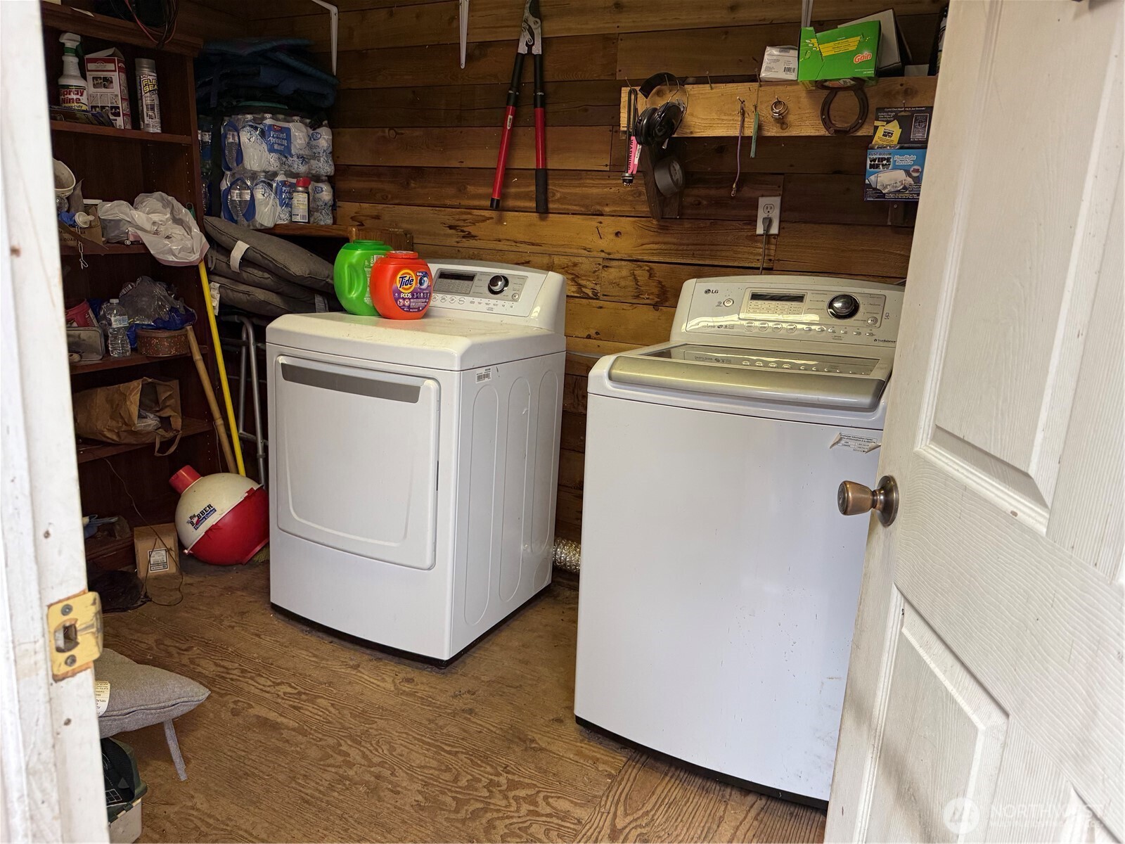 property viewer photo 13