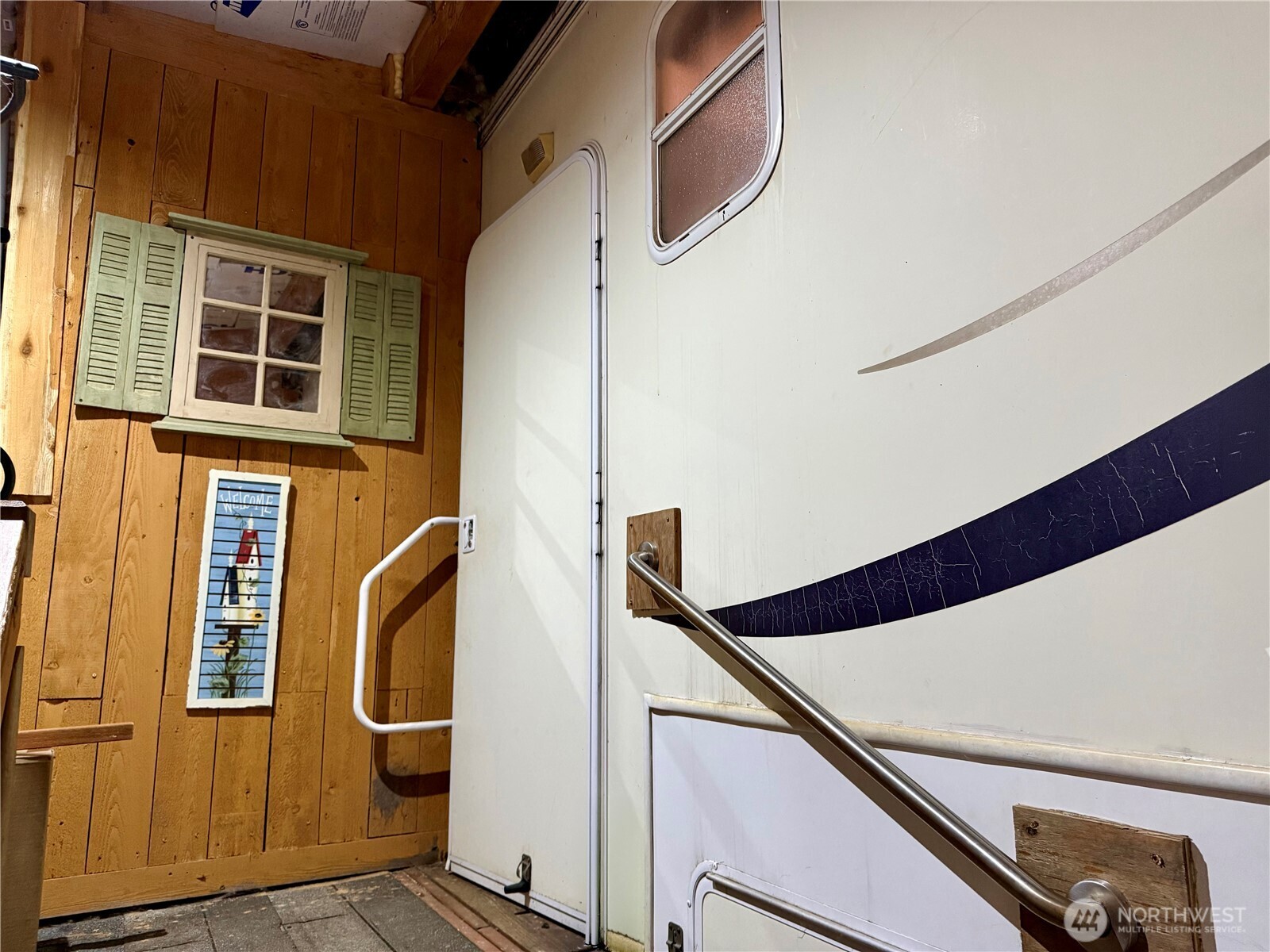 property viewer photo 4