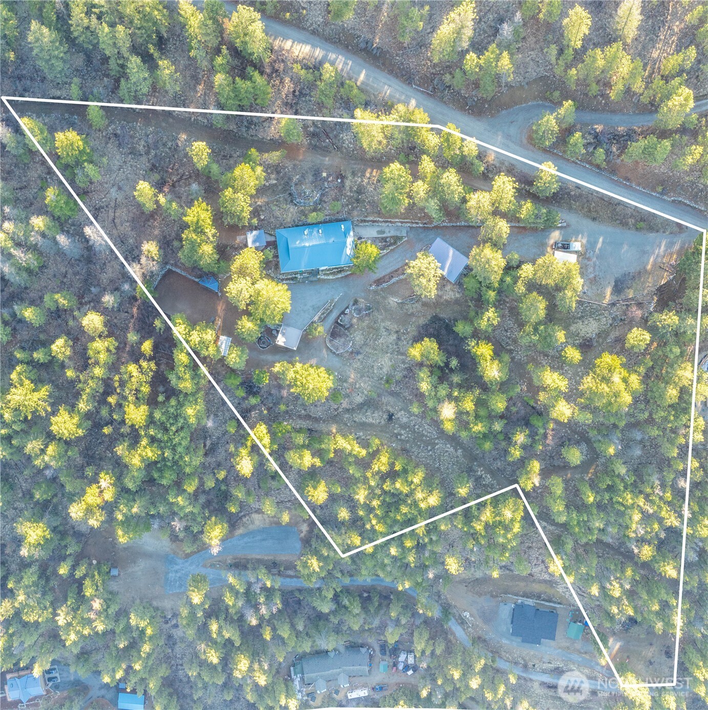 main property photo 36