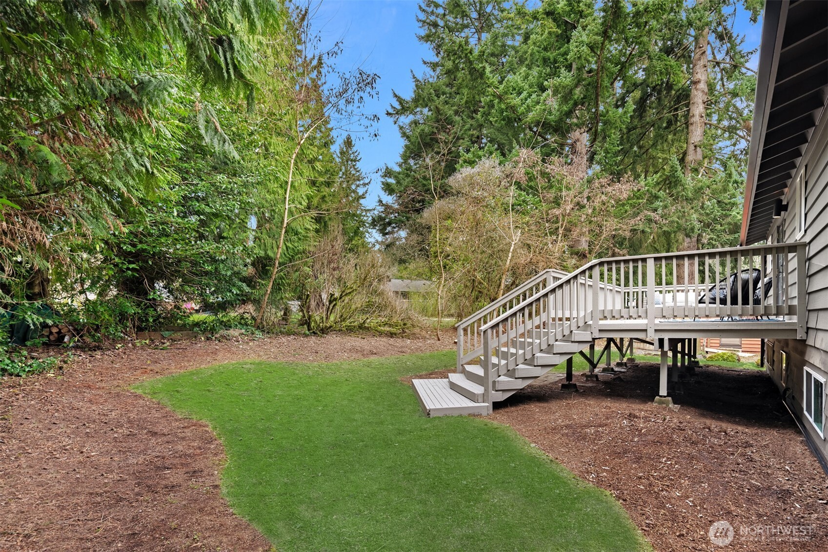 property viewer photo 24
