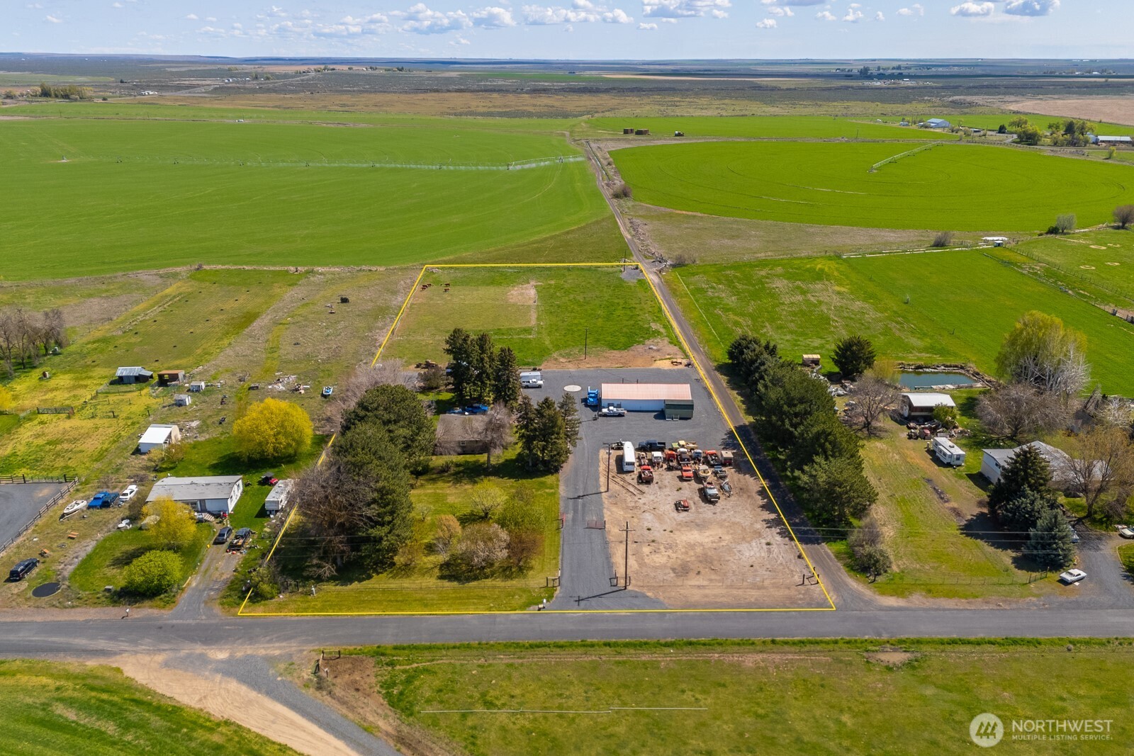 main property photo 36