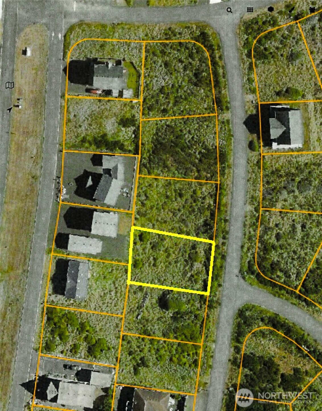 main property photo 4