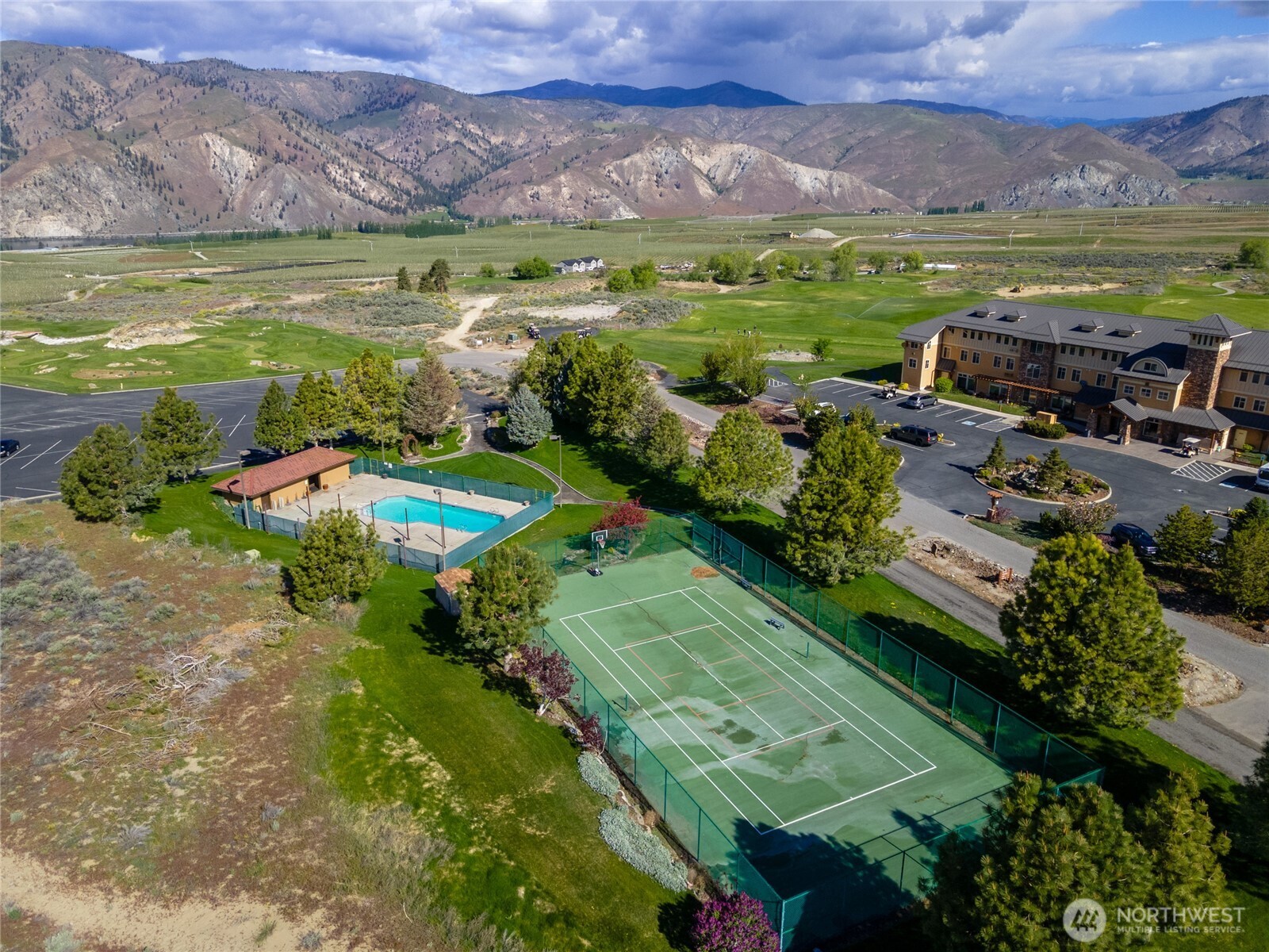 main property photo 22