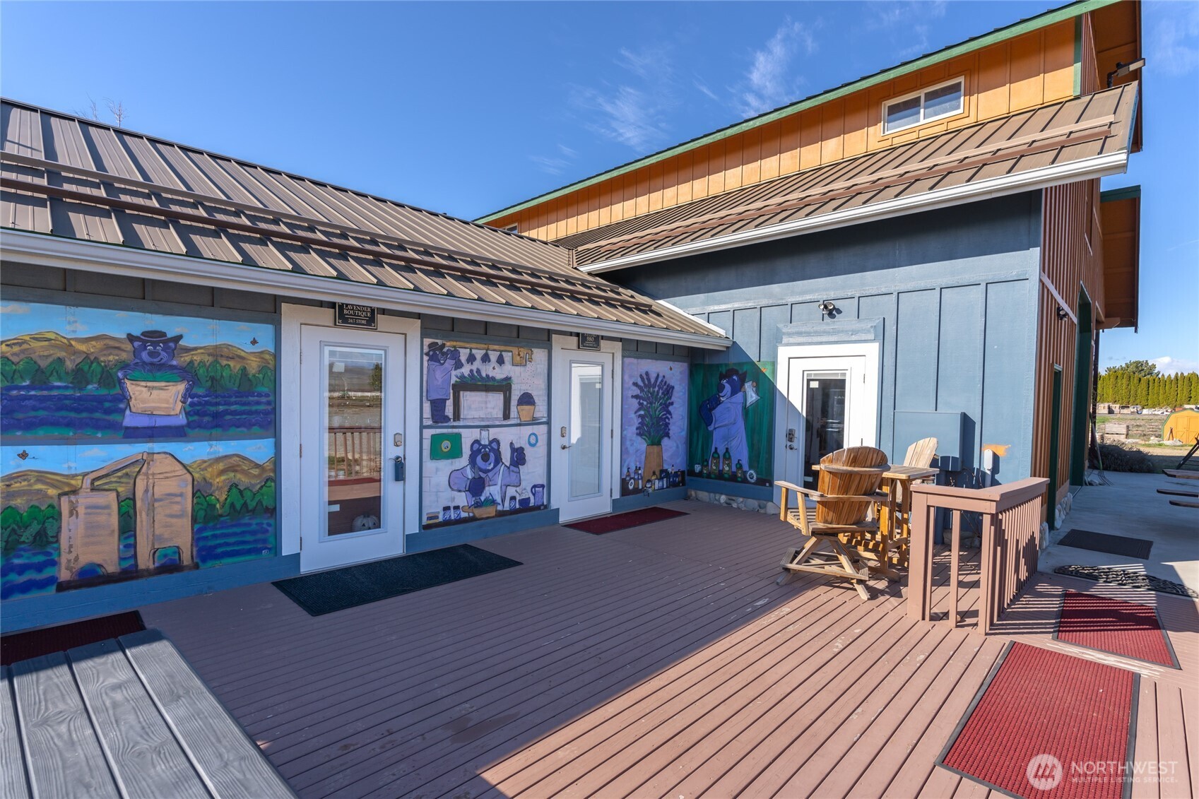 main property photo 30