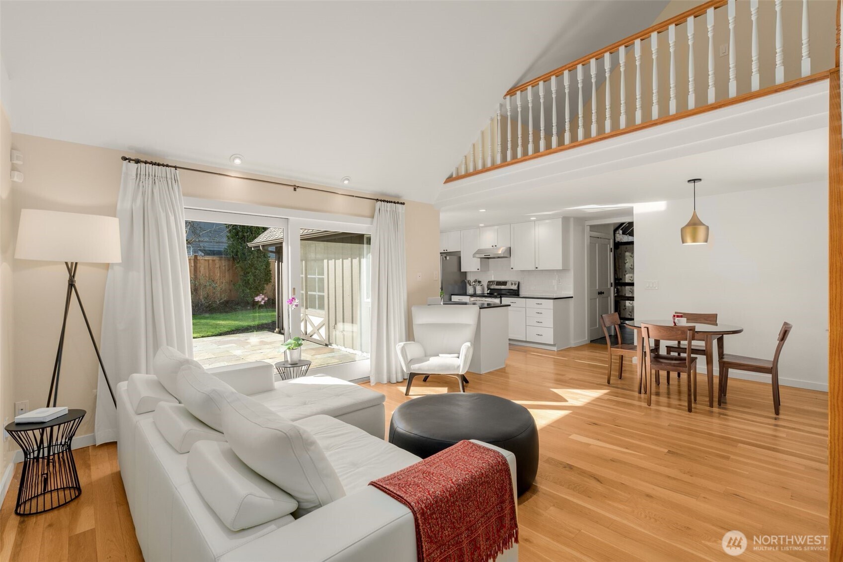 property viewer photo 11