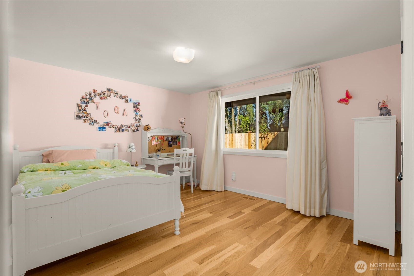 property viewer photo 14