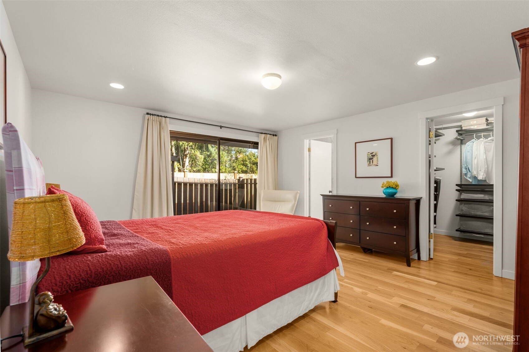 property viewer photo 19